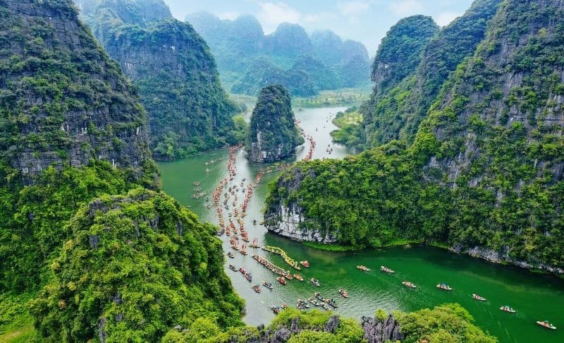 Hình xe dịch vụ: Taxi Thanh Hóa Hà Nội